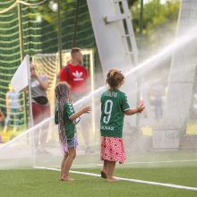 „Žalgirių“ derbyje – „zidaniškas“ smūgis varžovui į veidą ir Vilniaus triumfas