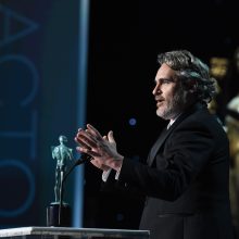 Laukiant „Oskarų“: apdovanojimuose triumfavo „Parazitas“, B. Pittas ir J. Aniston