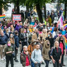 Išskirtiniai kadrai: konfliktai per „Kaunas Pride“ eitynes