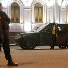 Kijevo centre apšaudytas automobilis, žuvo vaikas