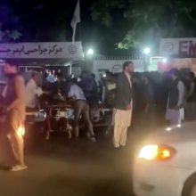 Kabule – du sprogimai: kompleksinė ataka pareikalavo JAV karių ir civilių aukų
