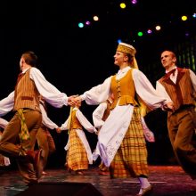 Tautinių šokių ansambliui „Rasa“ – pusšimtis metų