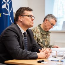 L. Kasčiūnas su Ukrainos gynybos ministru aptarė karinę paramą Kyjivui