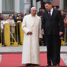 Popiežius Latvijoje kviečia krikščionis siekti dialogo, supratimo