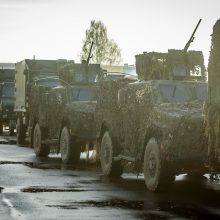 Lietuvoje prasidės tarptautinės pratybos: keliais judės karinė technika 