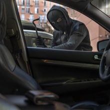 Jonavoje pavogtas automobilis: nuostolis –  apie 3 tūkst. eurų