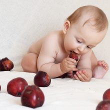 Kuo skiriasi vaikų ir suaugusiųjų mityba? 