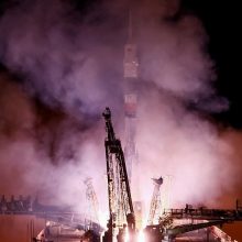 „Kalašnikov“ nusitaikė į kosmosą