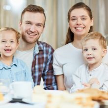 Bendras valgymas stiprina šeimą: taisyklės yra itin naudingos