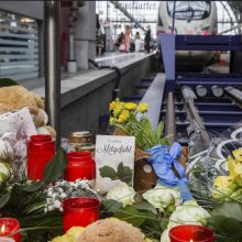 Prokurorai: Vokietijoje berniuką po traukiniu nustūmęs vyras serga šizofrenija