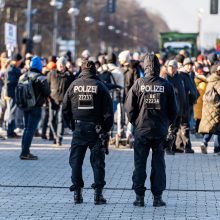 Berlyno policija: per eitynes įsiplieskus smurtui sužeistas 21 pareigūnas