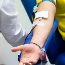 Santaros klinikos prašo pagalbos: kritiškai trūksta kraujo atsargų