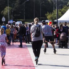 Sostinėje atidarytas naujas pėsčiųjų ir dviračių viadukas