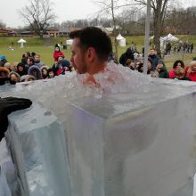 Ledo skulptūrų festivalyje pagerintas buvimo ledo gniaužtuose rekordas