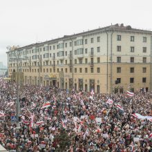 Protestuotojai Baltarusijoje reikalauja A. Lukašenkos atsistatydinimo