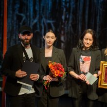 Teatralus Klaipėda apdovanojo „Padėkos kaukėmis“