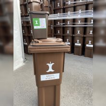 Maisto atliekų rūšiavimui klaipėdiečiams jau išdalinta apie 100 konteinerių komplektų