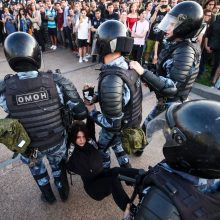 Maskvoje sulaikyto opozicionieriaus advokatas: protestai tęsis net ir be lyderių