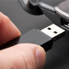 Ypač spartus USB atmintukas vietoje SSD disko: ar įmanoma taip padidinti savo kompiuterio saugyklą?