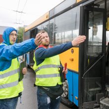 Sostinės viešojo transporto vairuotojai varžėsi meistriškumo varžybose