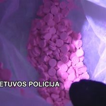 Į Lietuvą iš Suomijos pargabentas didelius narkotikų kiekius platinusios gaujos vadeiva