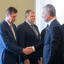Ministrai ir prezidentas: jei mažės ES lėšos, Lietuva neišvengs „šoko terapijos“