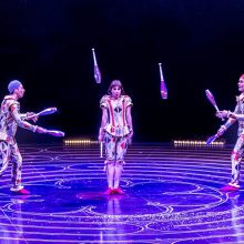 „Cirque du Soleil“ trupė skelbia papildomą pasirodymą Vilniuje