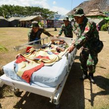 Indonezijos žemės drebėjimo aukų padaugėjo iki 131