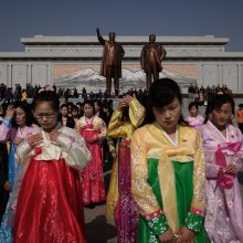 Šiaurės Korėja švenčia režimo svarbiausią dieną – šalies įkūrėjo gimtadienį