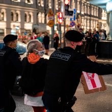 Baltarusiai nepaisė milicijos smurto – tęsė protestus prieš A. Lukašenką