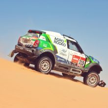 Aštuntajame Dakaro etape trys lietuvių ekipažai finišavo dvidešimtuke