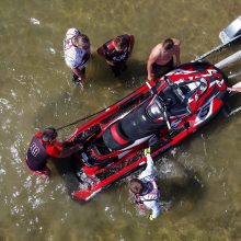 Vandens motociklų lenktynininkai sezono pusiaukelę pasitiko Elektrėnų mariose