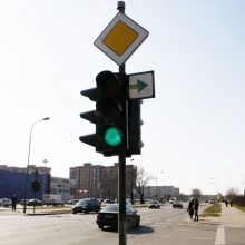 Į Klaipėdos gatves grįžta dar daugiau papildomų lentelių su žaliomis rodyklėmis