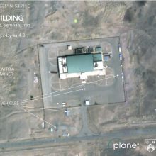 Irano kosminiame centre sudegė paleisti planuota raketa?