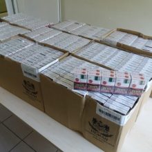 Pasieniečiai sulaikė iš Baltarusijos įmestas cigaretes nešusius kontrabandininkus