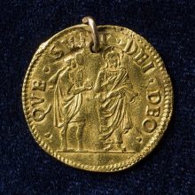 Karo muziejus pristato išskirtinę monetą – dvigubą auksinį dukatą