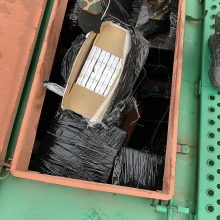 Krovininiame traukinyje – 100 dėžių su kontrabandiniais rūkalais
