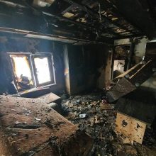 Pagalbos šauksmas iš Šalčininkų rajono: ugnis šeimą paliko be namų