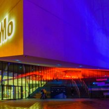 Pasigrožėkite: MO muziejaus architektūra ir lauko erdvės nušvito naujomis spalvomis