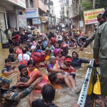 Indiją užliejo potvyniai: žuvo dešimtys žmonių, tūkstančiai evakuota