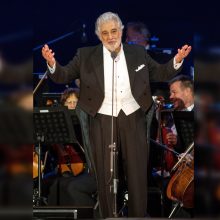 Operos žvaigždė P. Domingo „nuoširdžiai atsiprašo“ dėl lytinio priekabiavimo