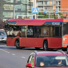 Viešojo transporto keleivių srautai Vilniuje sumažėję, prioritetas – saugios kelionės