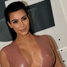 Pavojingiausia interneto platybėse ieškoti užklausos „Kim Kardashian“