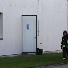 Energetikos instituto laboratorijoje išsiliejo chemikalai, evakuoti žmonės
