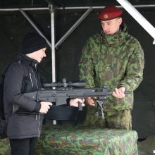 Pareigūnų organizuotoje atvirų durų dienoje – daugiau nei tūkstantis moksleivių