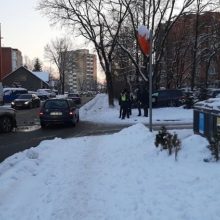 Judrioje Kauno gatvėje – avarija, pasibaigusi smūgiu į medį