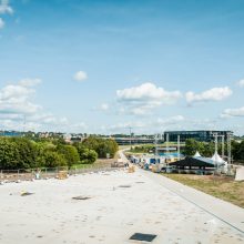 Kaunas ruošiasi Baltijos kelio minėjimui – Nemuno saloje kyla scena
