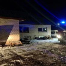 Tragiškas gaisras Ukmergės rajone: žuvo trys žmonės, du išvežti į ligoninę