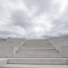 Žvilgsnis į baigiamą statyti „Mokslo salą“: jau įrengtos „ore“ kabančios konstrukcijos