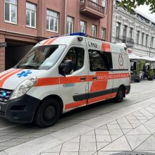 Žiaurios muštynės Kauno centre: keturiems įtariamiesiems – trijų mėnesių suėmimas